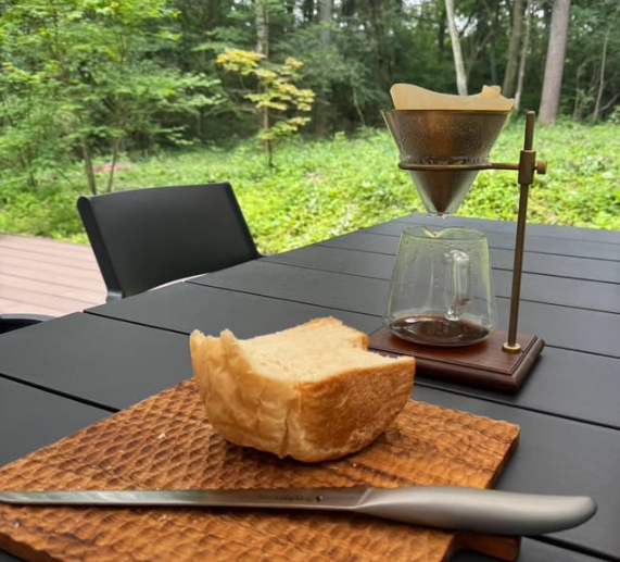 森の家で過ごす時間。